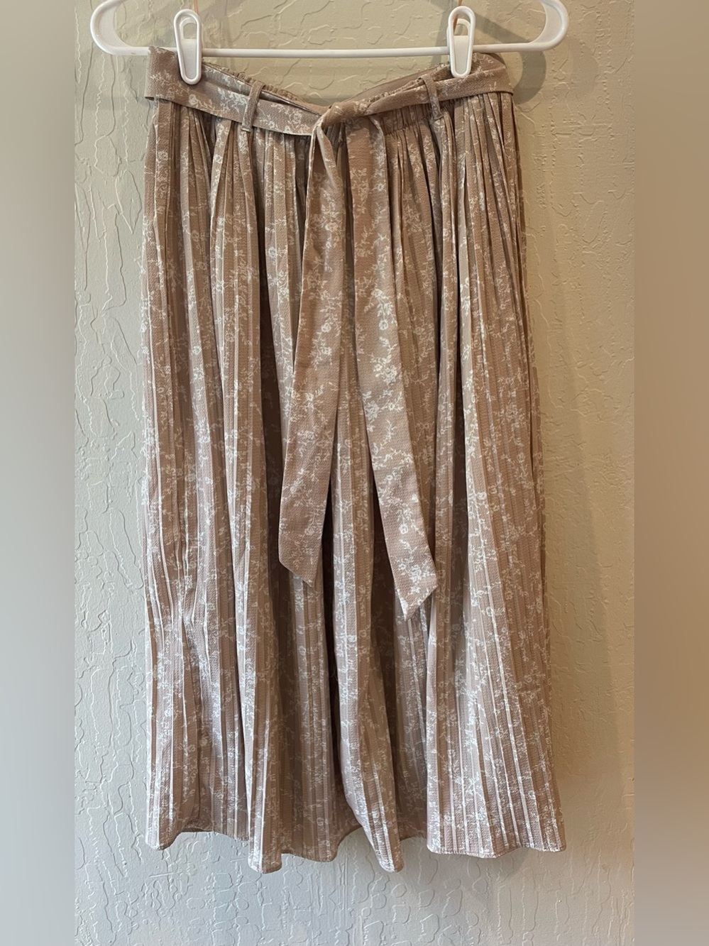 Alice Blue Taupe Pleated A-Line Midi Skirt with White Floral Print